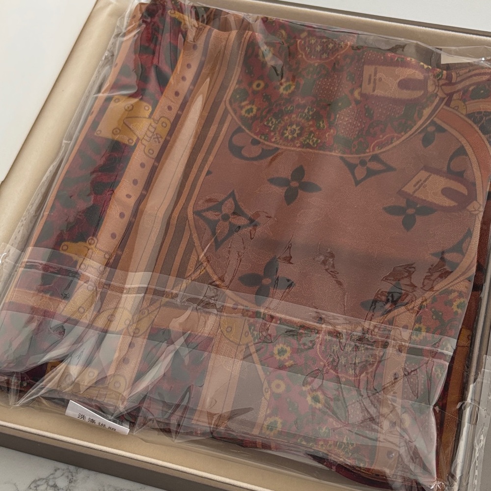 Traditional Chinese Silk Scarf - Elegant Brown